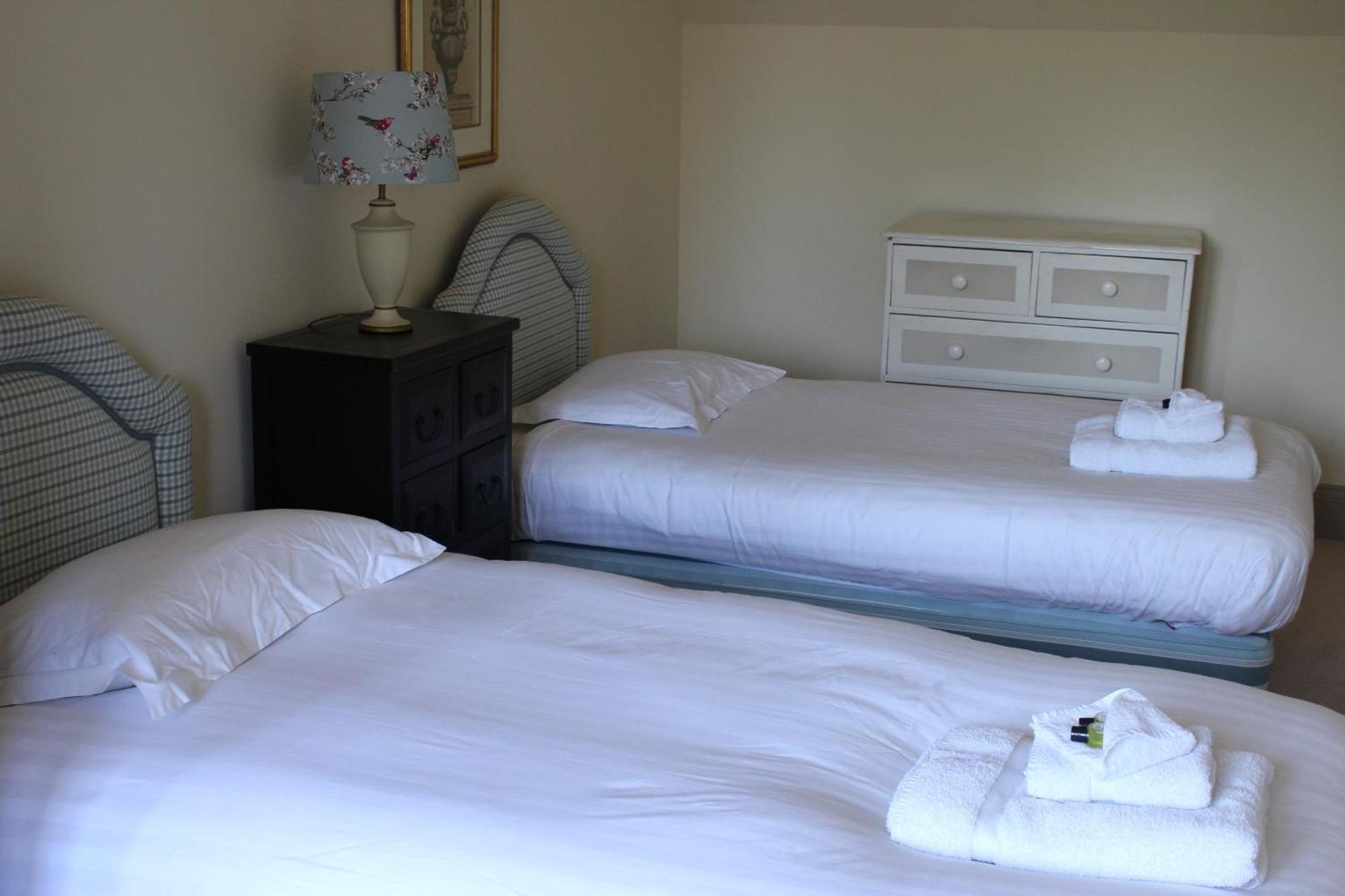 Thornton Manor - Holiday Cottages And Apartments Heswall Cameră foto